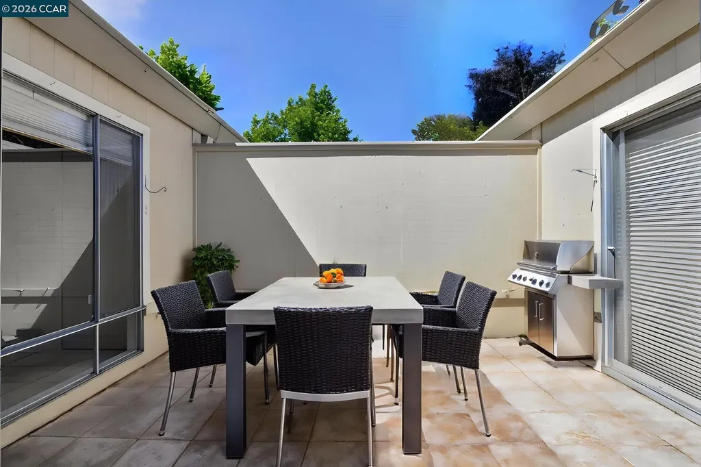 1124 Oakmont Drive Walnut Creek CA 94595