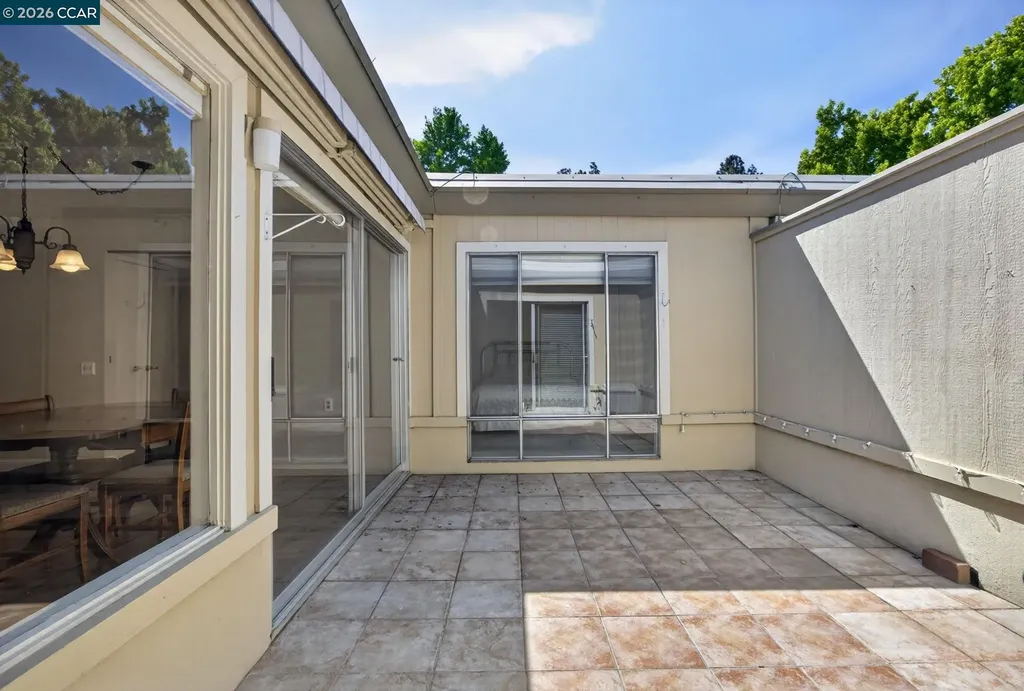 1124 Oakmont Drive Walnut Creek CA 94595