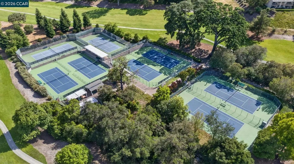 1124 Oakmont Drive Walnut Creek CA 94595