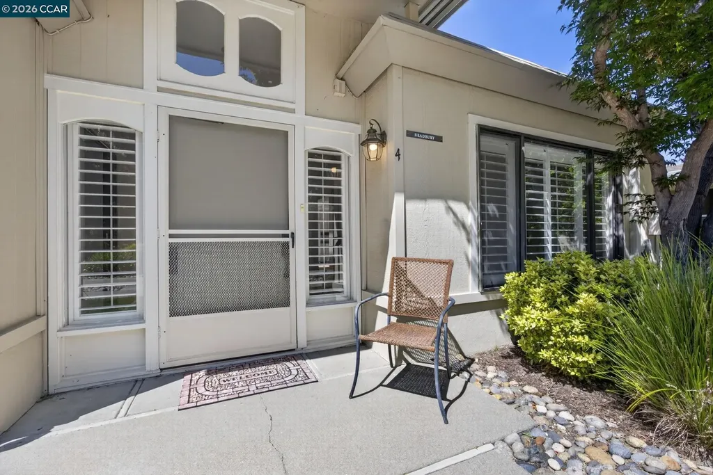 1124 Oakmont Drive Walnut Creek CA 94595