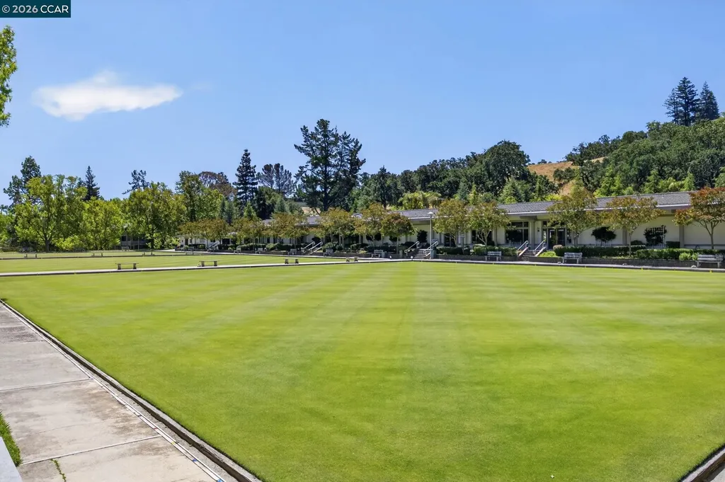 1124 Oakmont Drive Walnut Creek CA 94595