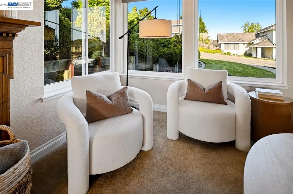 6086 Bellingham Drive Castro Valley CA 94552