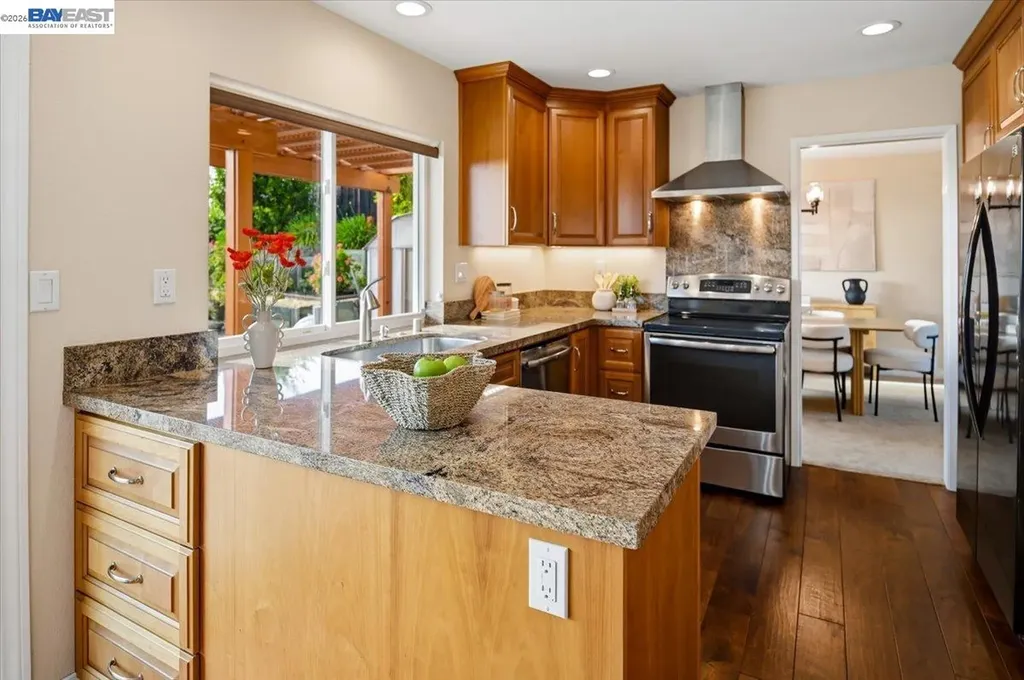 6086 Bellingham Drive Castro Valley CA 94552