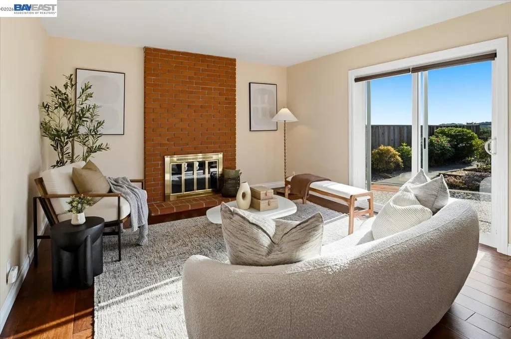 6086 Bellingham Drive Castro Valley CA 94552