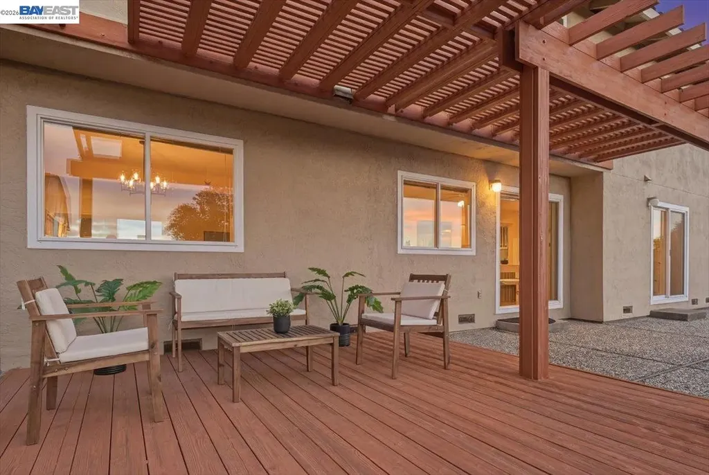 6086 Bellingham Drive Castro Valley CA 94552