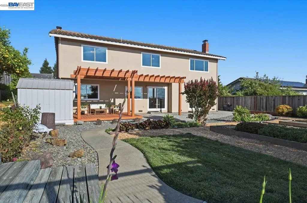 6086 Bellingham Drive Castro Valley CA 94552
