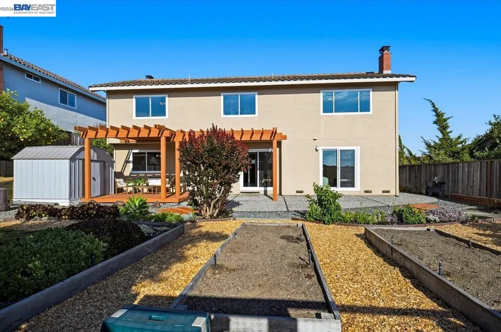 6086 Bellingham Drive Castro Valley CA 94552