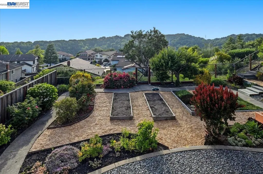 6086 Bellingham Drive Castro Valley CA 94552