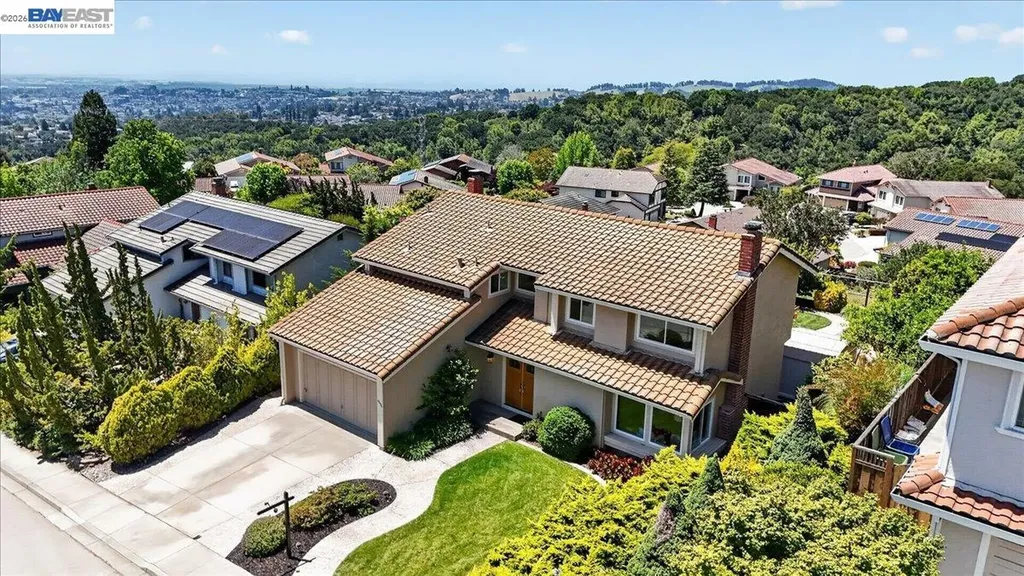6086 Bellingham Drive Castro Valley CA 94552