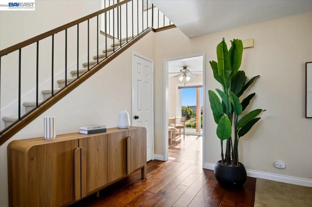 6086 Bellingham Drive Castro Valley CA 94552