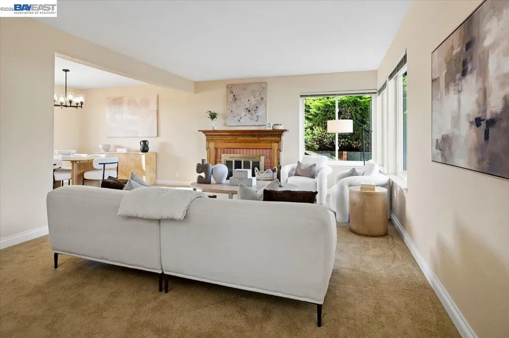 6086 Bellingham Drive Castro Valley CA 94552