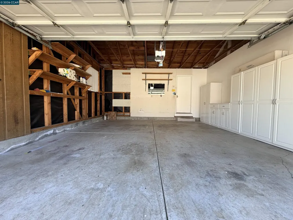 886 Valley Run Hercules CA 94547