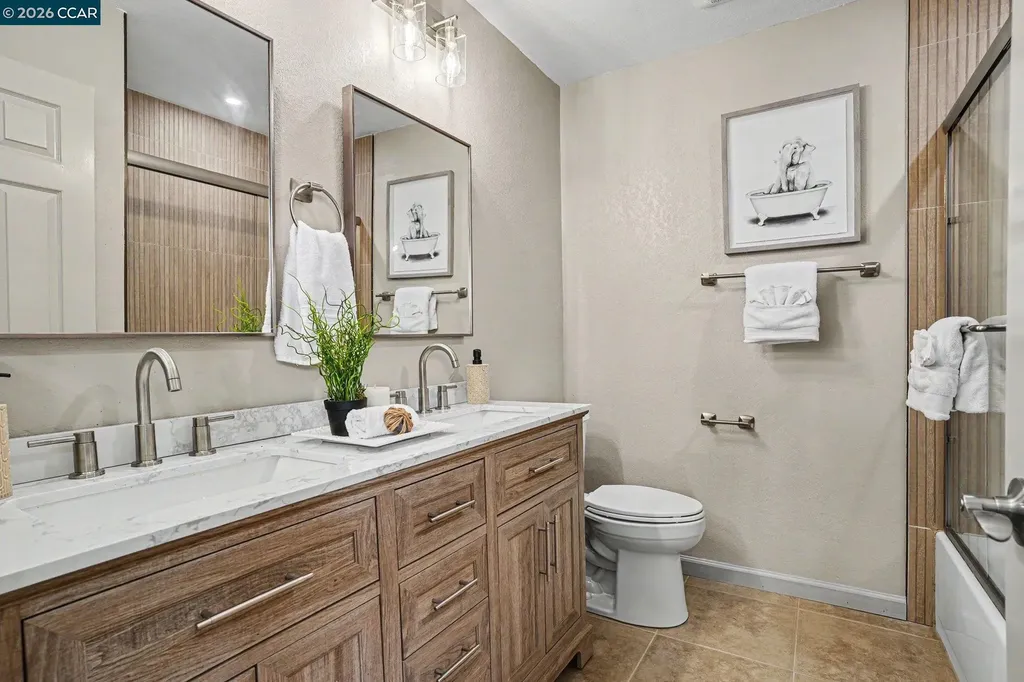 210 Carob Lane Alameda CA 94502