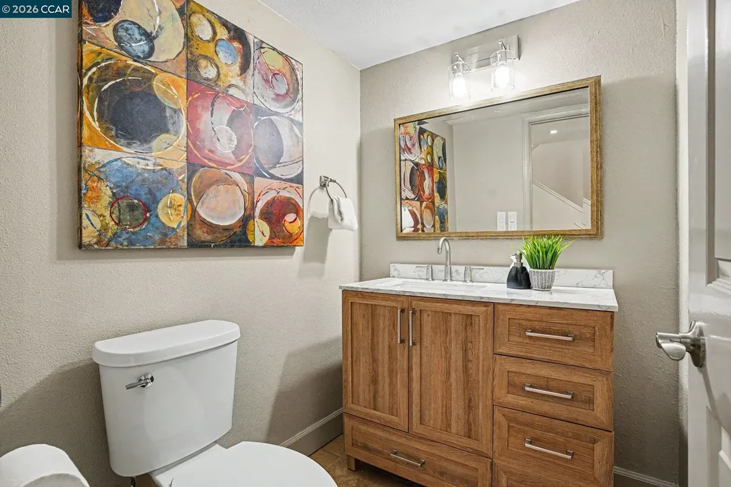210 Carob Lane Alameda CA 94502