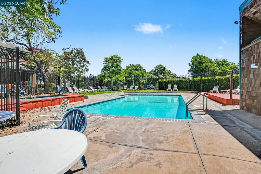 210 Carob Lane Alameda CA 94502