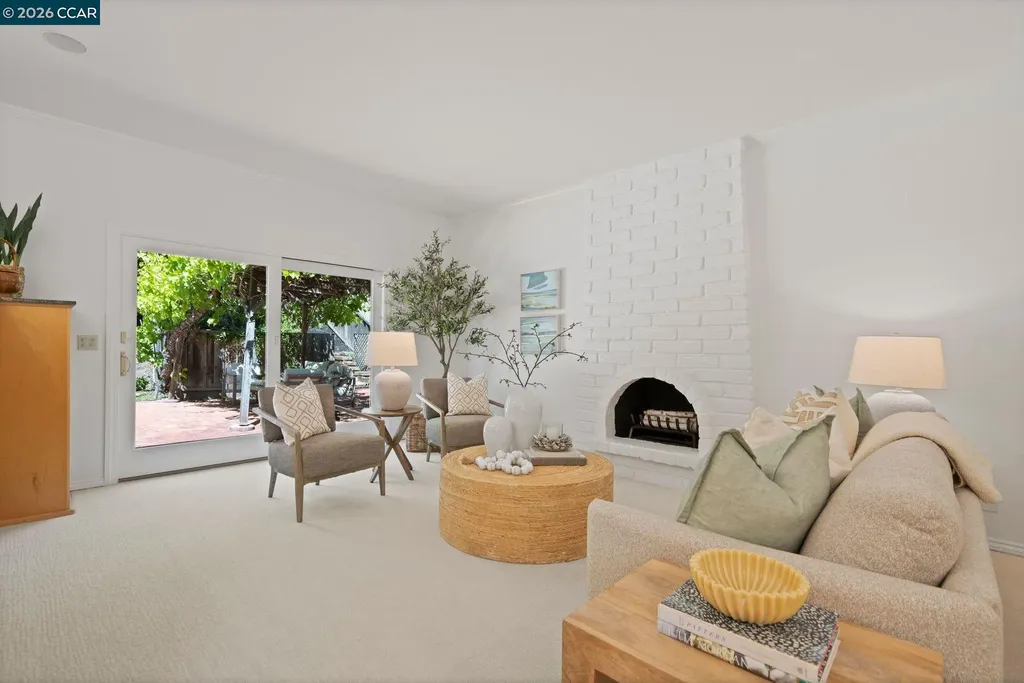 3856 Paseo Grande Moraga CA 94556