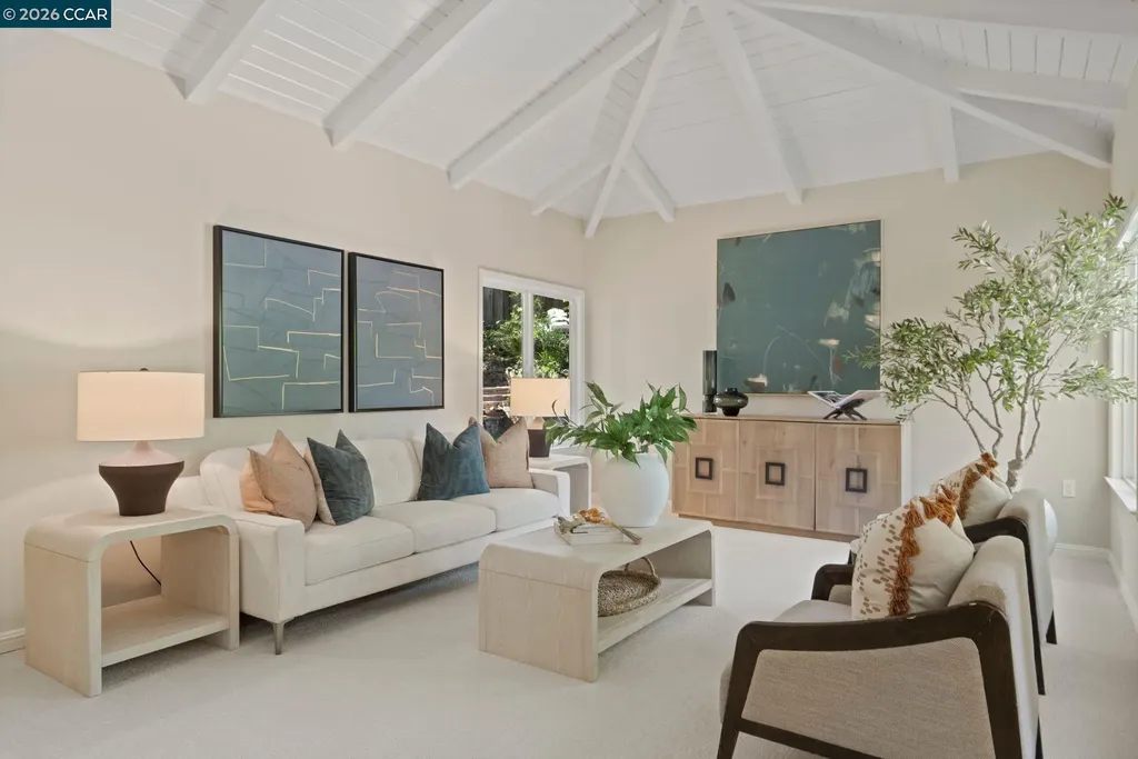 3856 Paseo Grande Moraga CA 94556