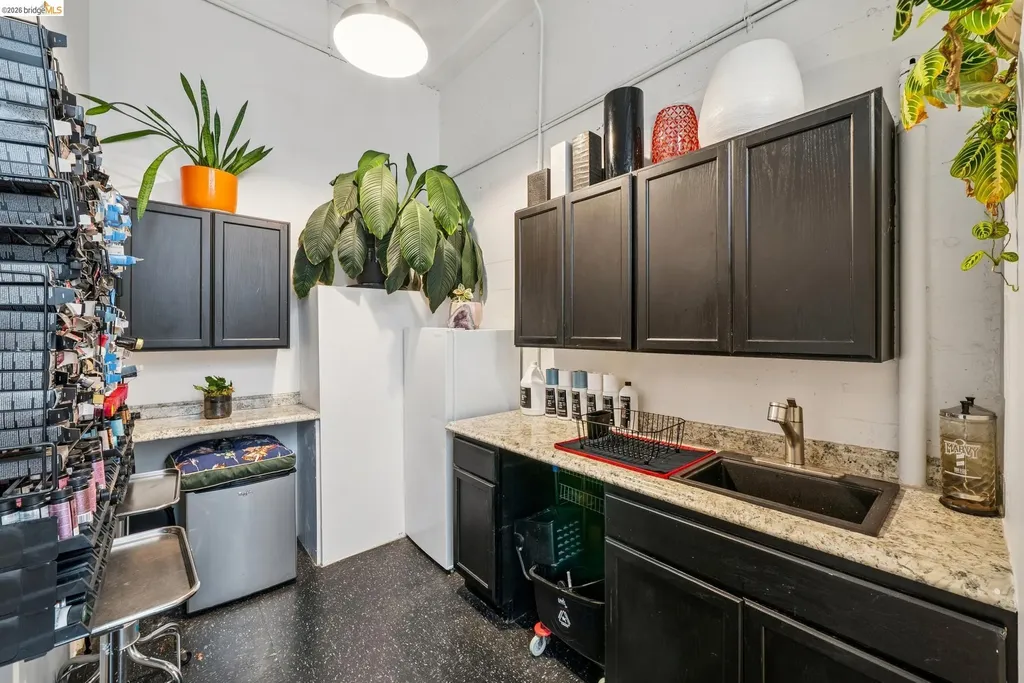 958 28th Street Oakland CA 94608
