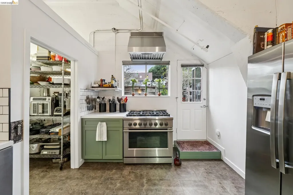 958 28th Street Oakland CA 94608
