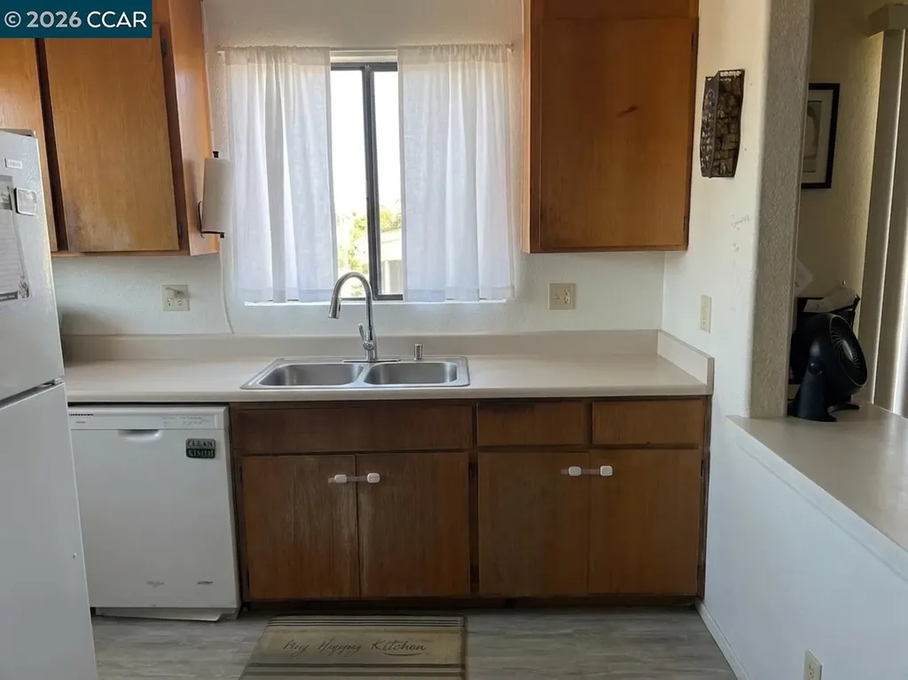 1324 Francis Street Crockett CA 94525