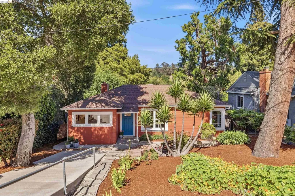 8108 Greenly Drive Oakland CA 94605