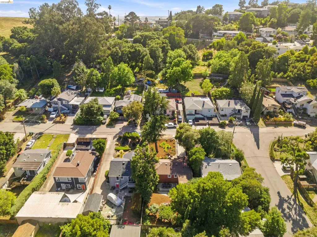 8108 Greenly Drive Oakland CA 94605