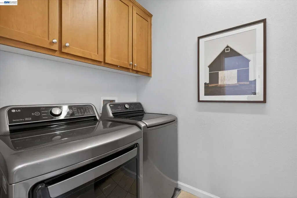 5880 Hillbrook Place Dublin CA 94568