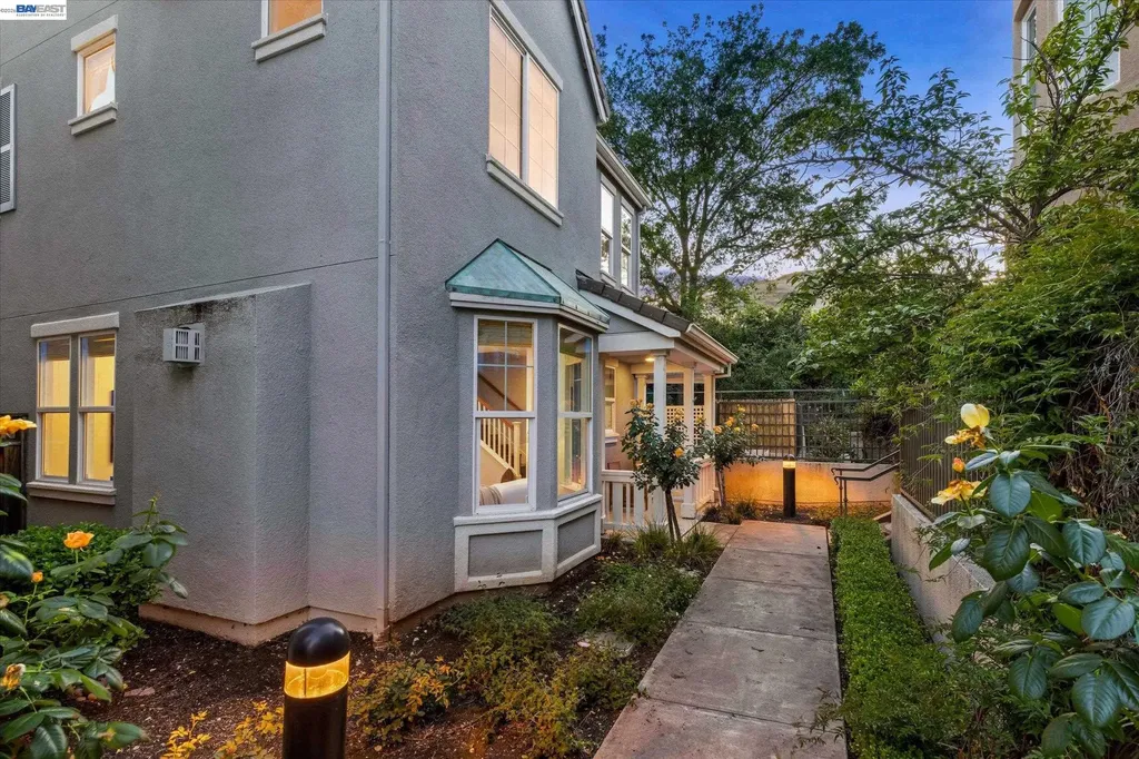 5880 Hillbrook Place Dublin CA 94568