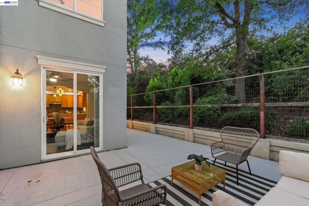 5880 Hillbrook Place Dublin CA 94568