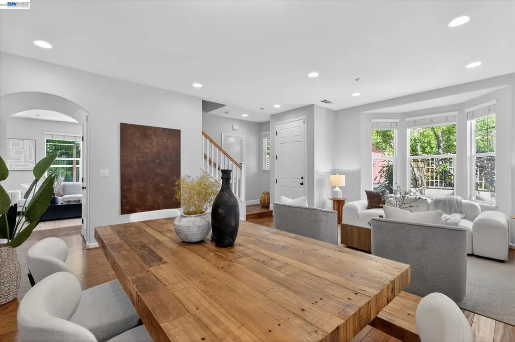 5880 Hillbrook Place Dublin CA 94568