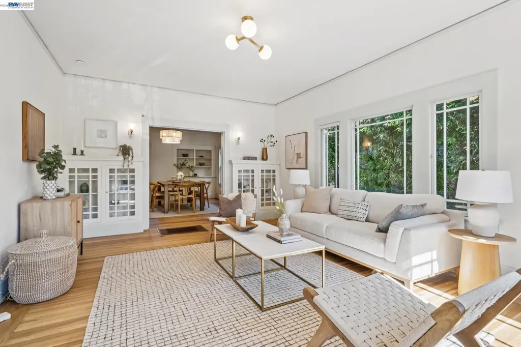 2221 Roosevelt Berkeley CA 94703