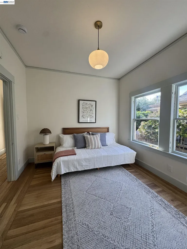 2221 Roosevelt Berkeley CA 94703
