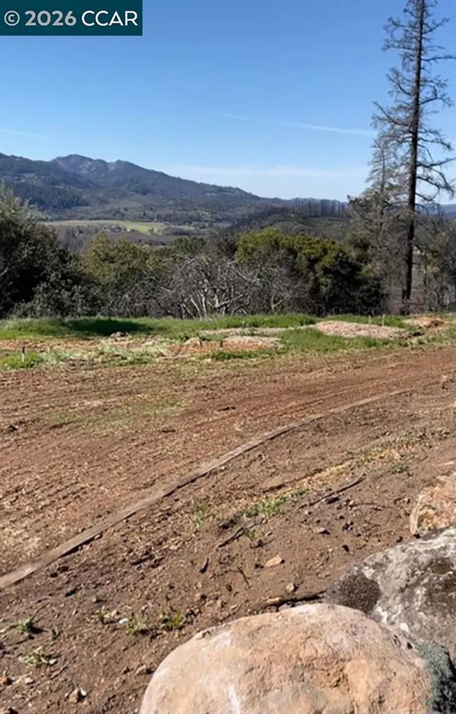 558 Community Hall Lane St. Helena CA 94574