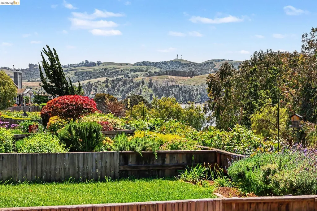 1757 Stuart Court Benicia CA 94510
