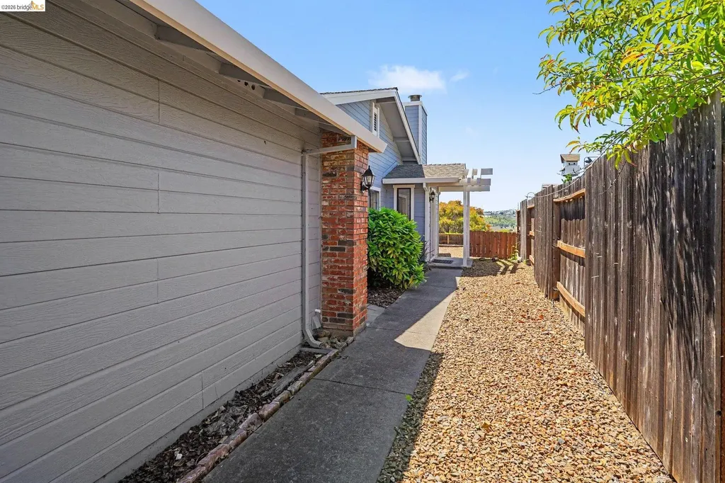 1757 Stuart Court Benicia CA 94510