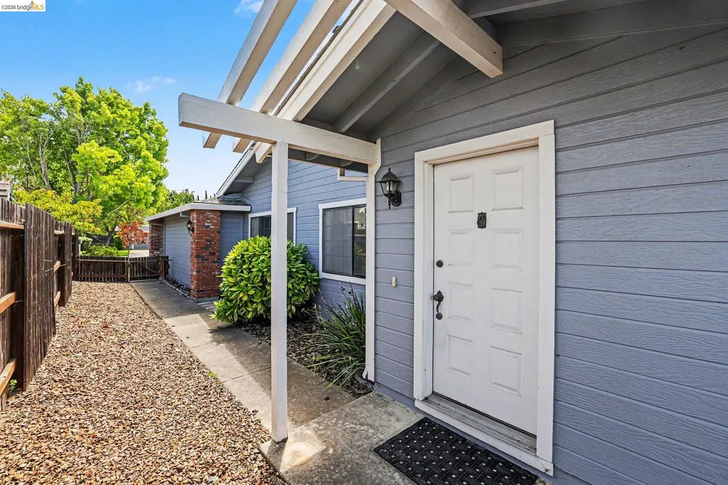 1757 Stuart Court Benicia CA 94510