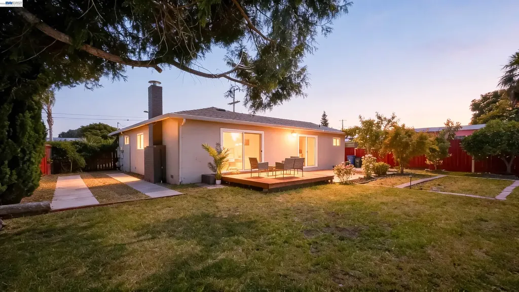 1341 Mcfarlane Lane Hayward CA 94544