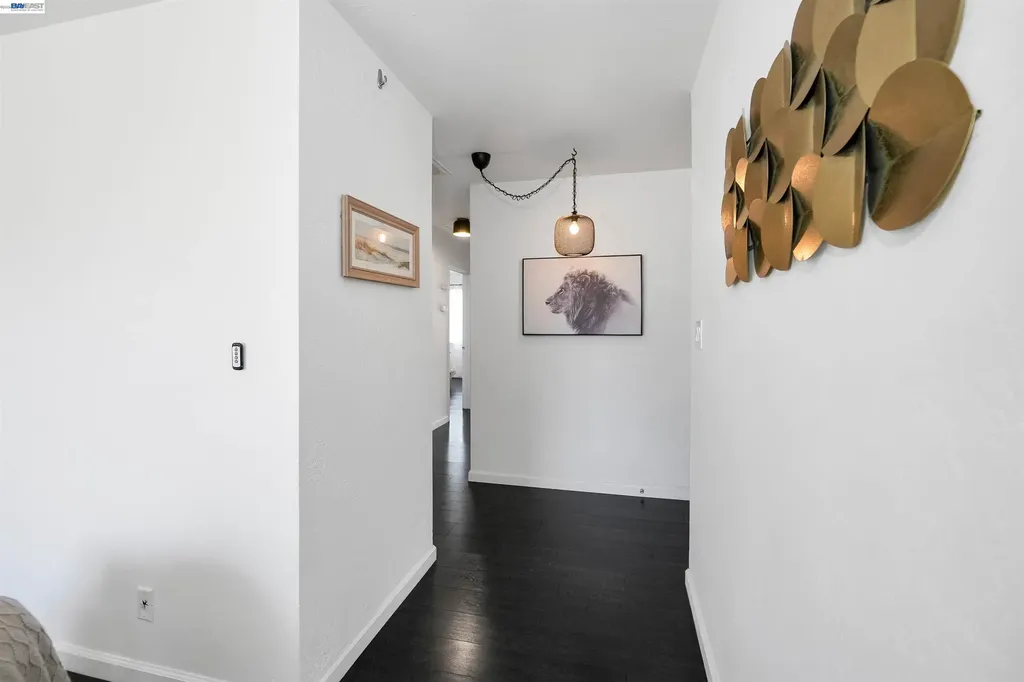 1341 Mcfarlane Lane Hayward CA 94544