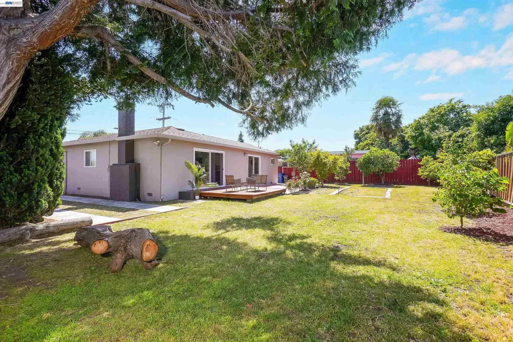 1341 Mcfarlane Lane Hayward CA 94544