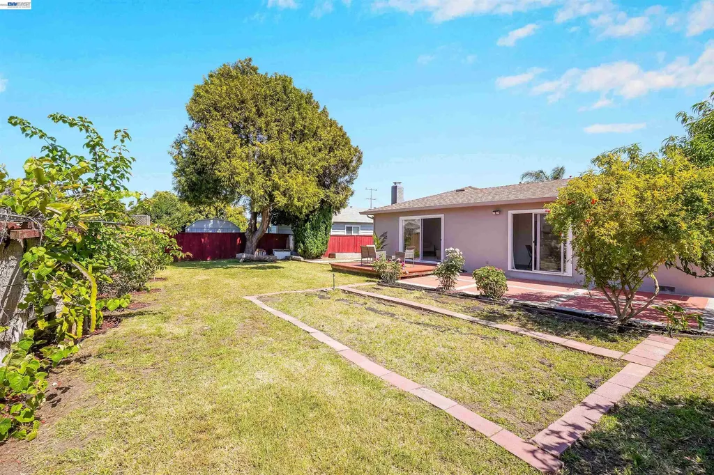 1341 Mcfarlane Lane Hayward CA 94544