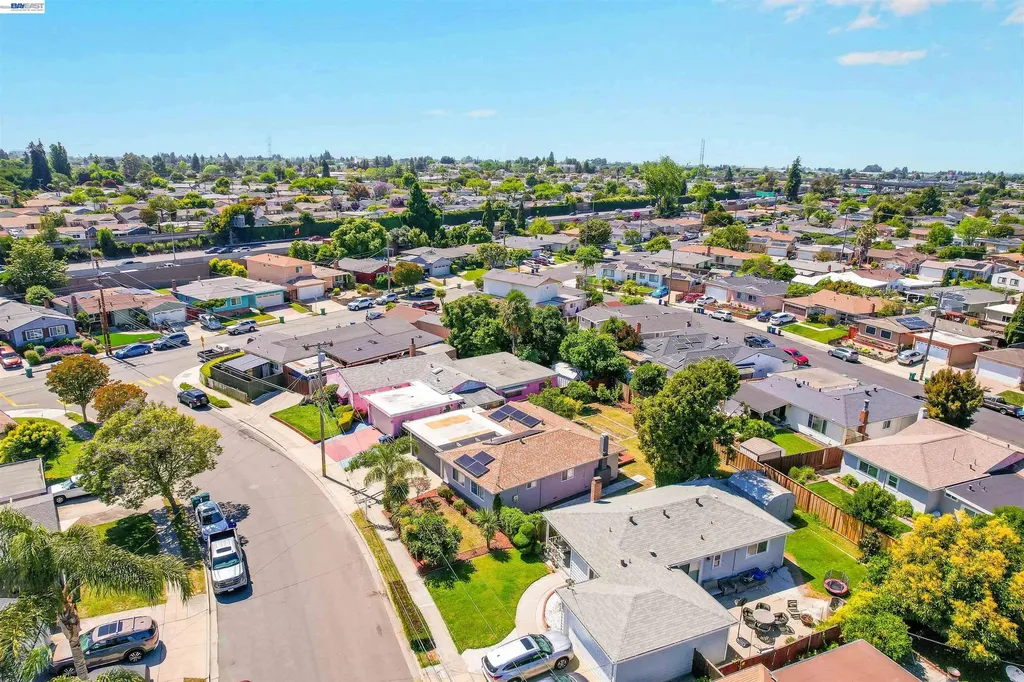 1341 Mcfarlane Lane Hayward CA 94544