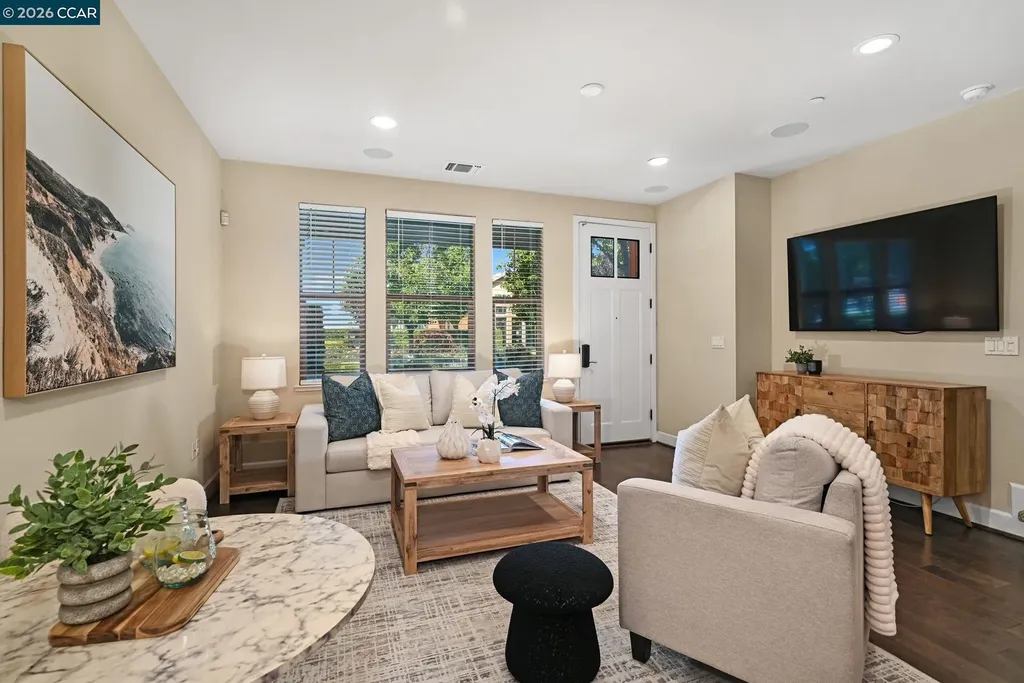 400 Persimmon Common Livermore CA 94551