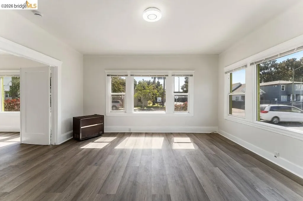 646 42nd Street Oakland CA 94609
