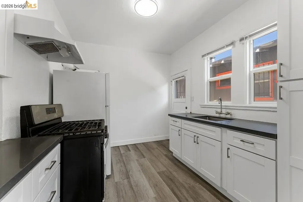646 42nd Street Oakland CA 94609