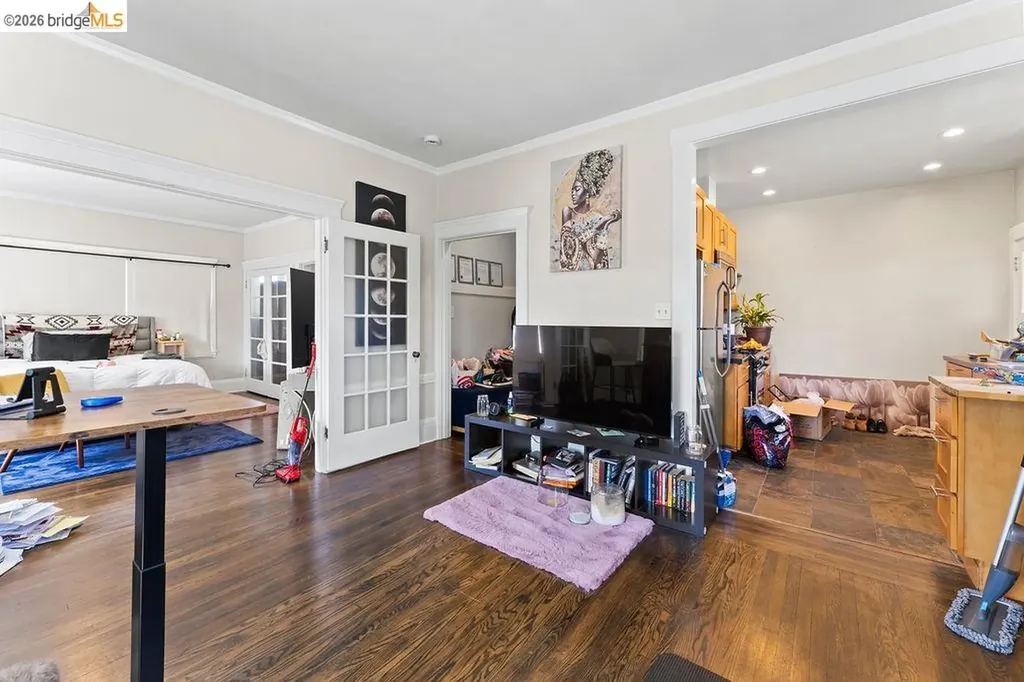 646 42nd Street Oakland CA 94609