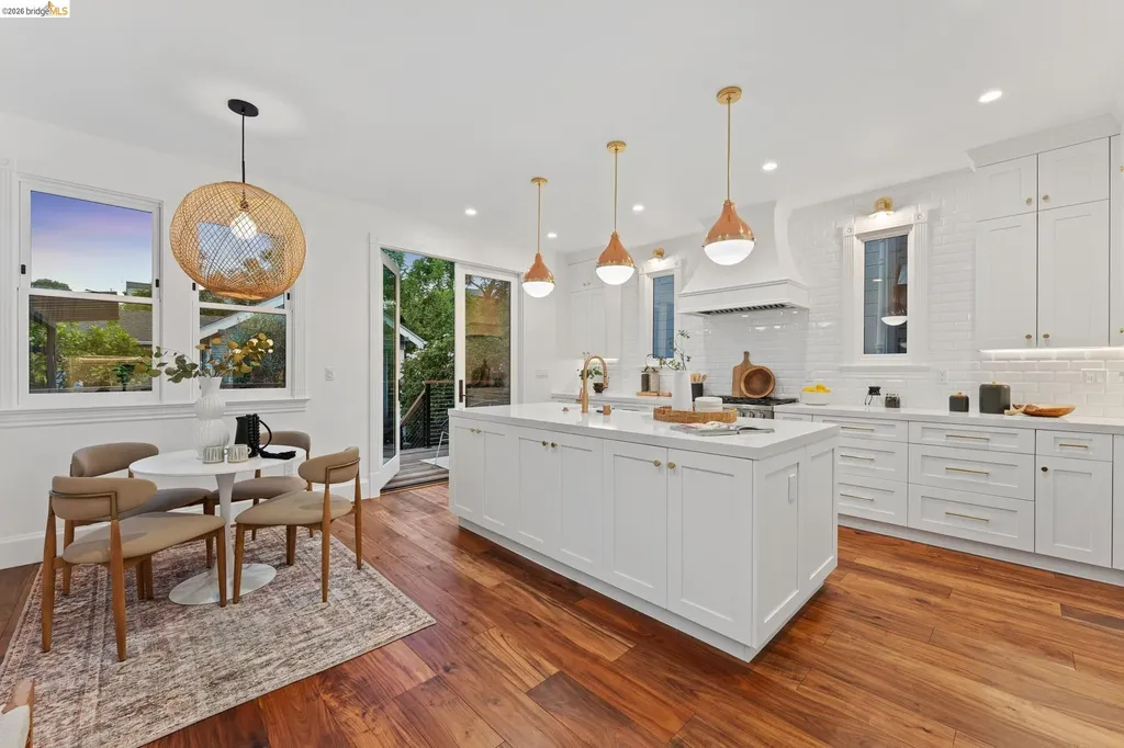 2222 Blake Street Berkeley CA 94704