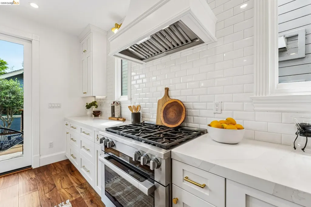 2222 Blake Street Berkeley CA 94704