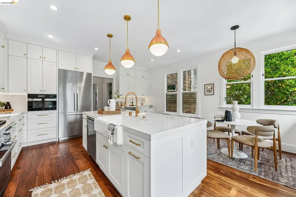 2222 Blake Street Berkeley CA 94704