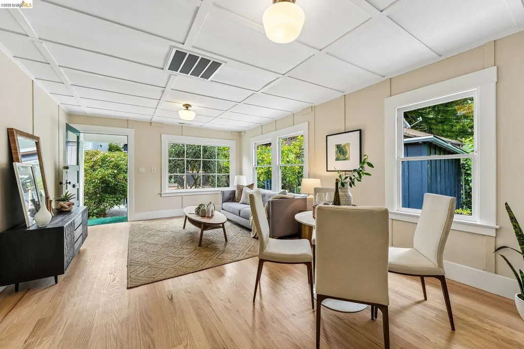 2222 Blake Street Berkeley CA 94704