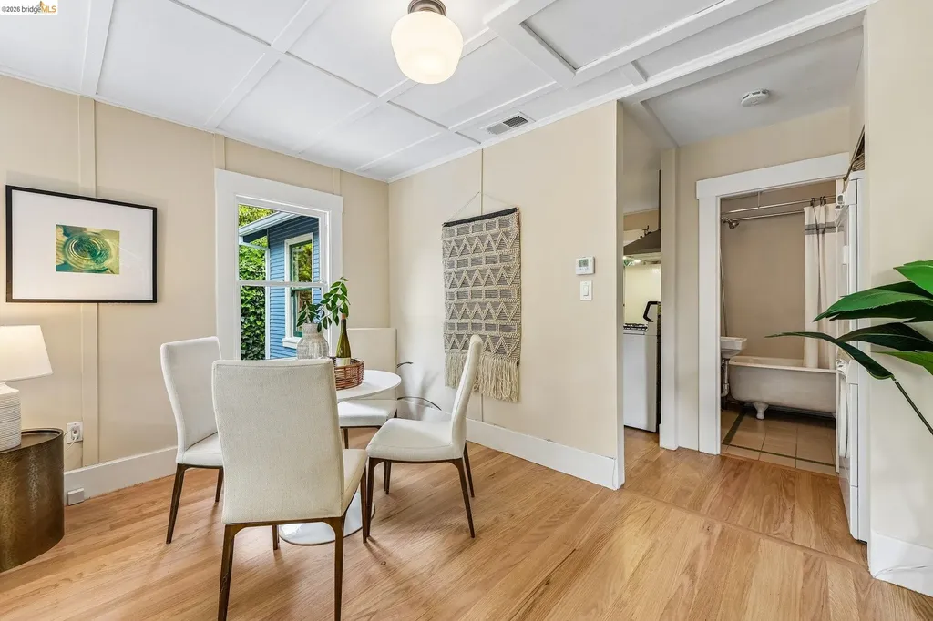 2222 Blake Street Berkeley CA 94704